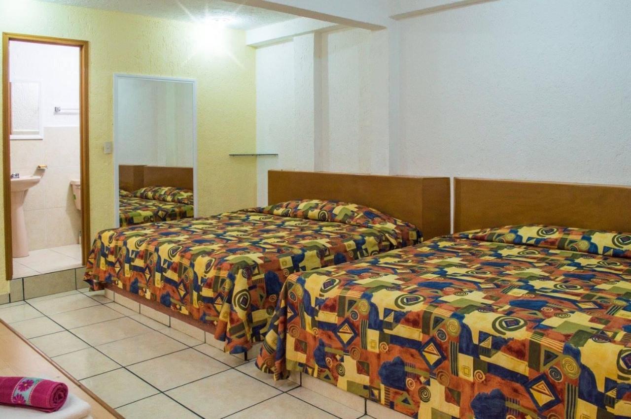 Hotel Jorges Морелія Екстер'єр фото